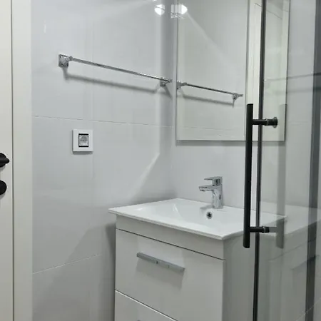 Apartment 9 *