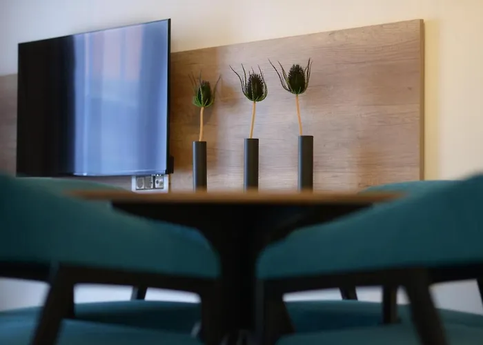 Διαμέρισμα 9 *