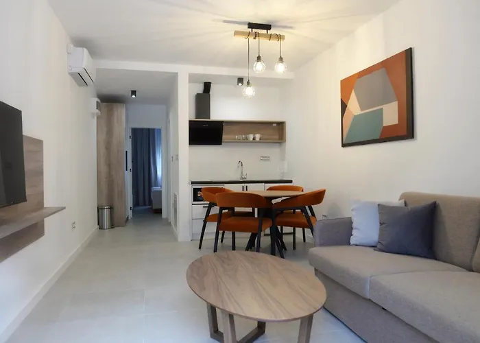 9 Διαμέρισμα *