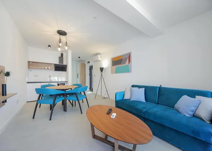 Διαμέρισμα 9