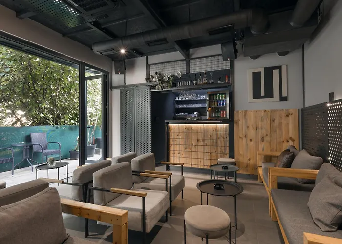 Διαμέρισμα 9 *